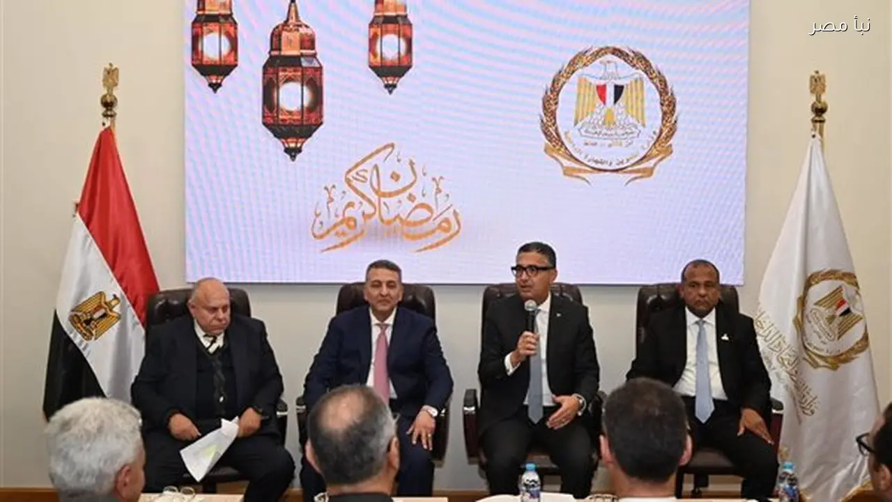 وزير التموين يطالب المصنعين والمنتجين بتقديم تخفيضات ملموسة على السلع الأساسية