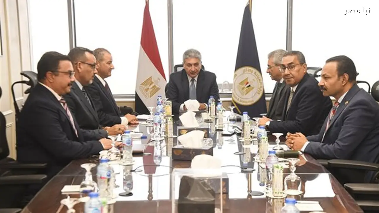 وزير السياحة يجتمع بأمين عام المجلس الأعلى للآثار لمناقشة خطط عمل المرحلة المقبلة