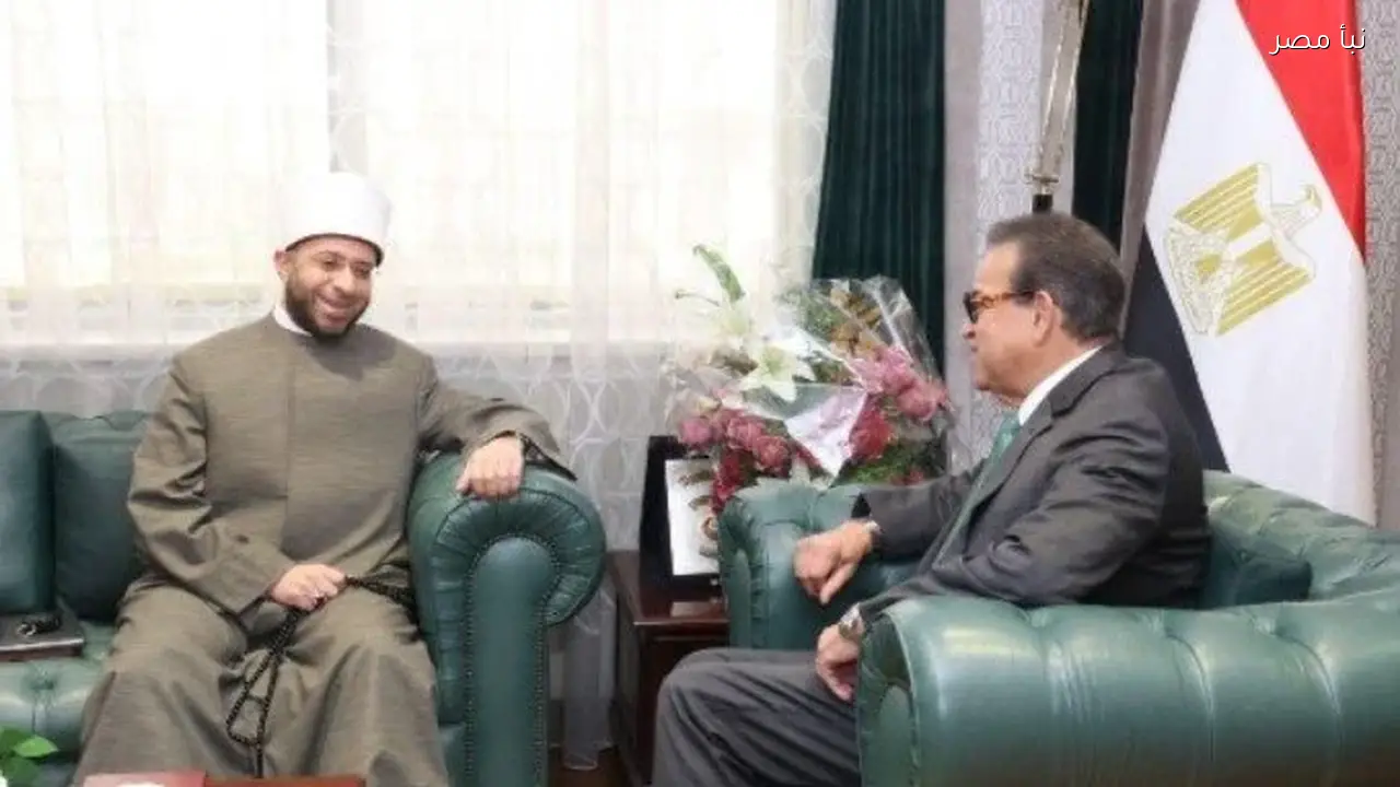 وزير الصحة يلتقي وزيري الأوقاف والثقافة لبحث توحيد الخطاب التوعوي حول القضية السكانية