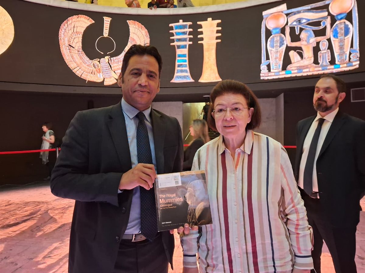 جانب من الزيارة