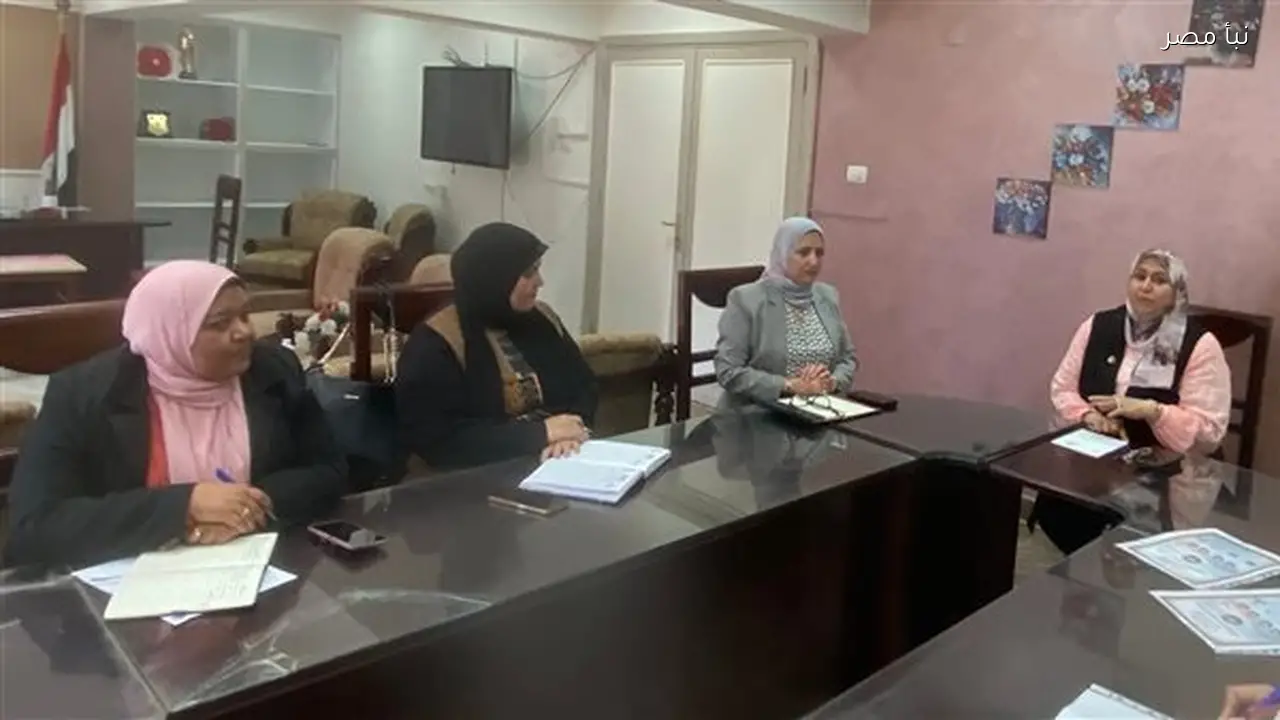 وكيل تعليم السويس تؤكد ضرورة تقديم تقارير شاملة لحل شكاوى المعلمين