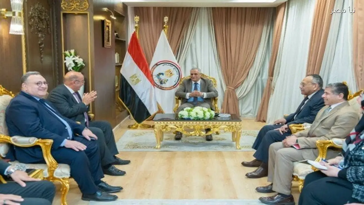 وزير الدولة للإنتاج الحربي يؤكد استعداد الوزارة للتعاون مع جميع الجهات لتحقيق المصلحة المشتركة