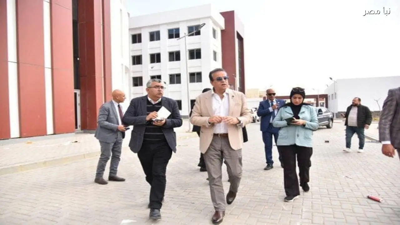 وزير الصحة يقرر إنهاء التعاقد مع شركة الأمن لمركز طبي الحي الثالث ببدر