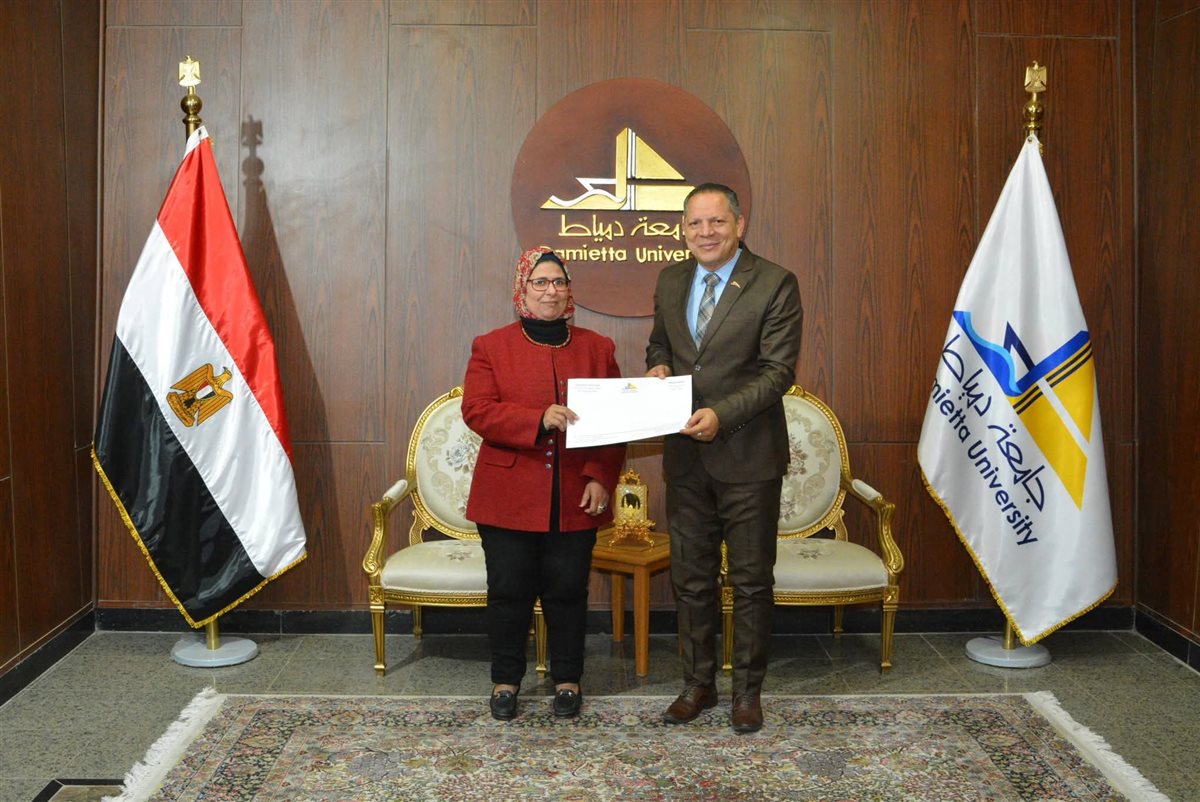 الدكتورة مروى فايز