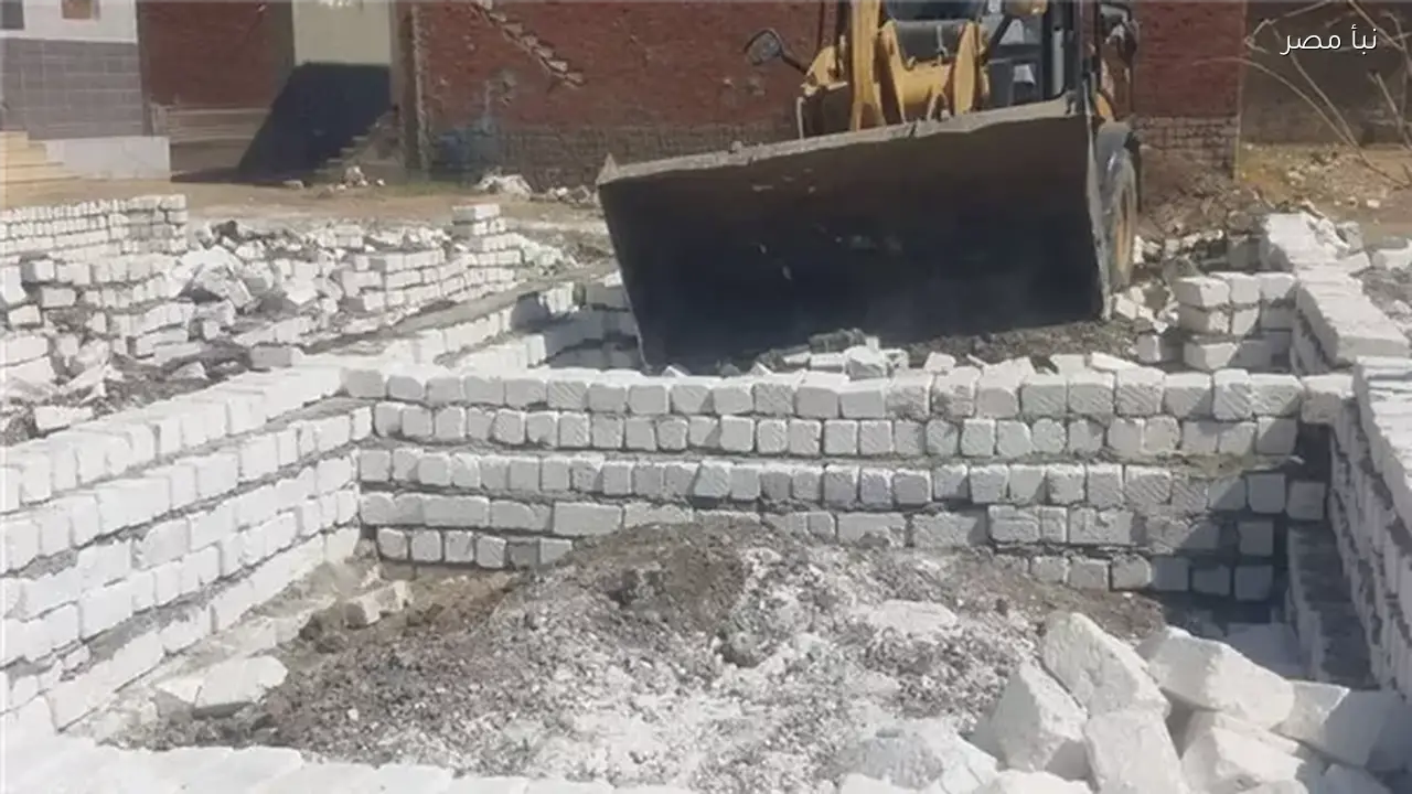 إزالة تسع حالات تعد على الأراضي الزراعية والمباني المخالفة بأملاك الدولة في بني مزار