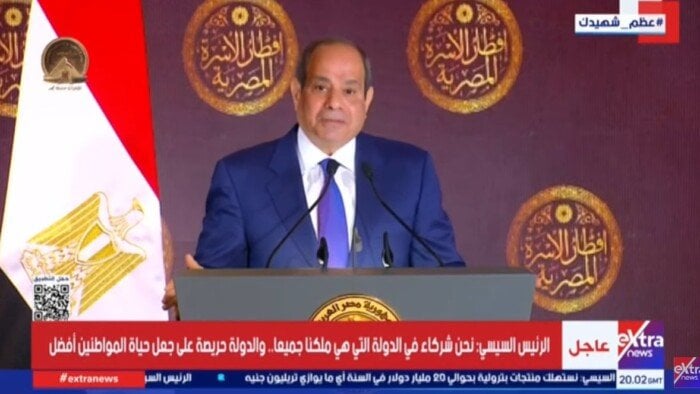 الرئيس السيسي: الأحداث بالمنطقة تستدعي من المواطنين التفكير فيها بعمق ونحن أمام مفترق طرق حقيقي