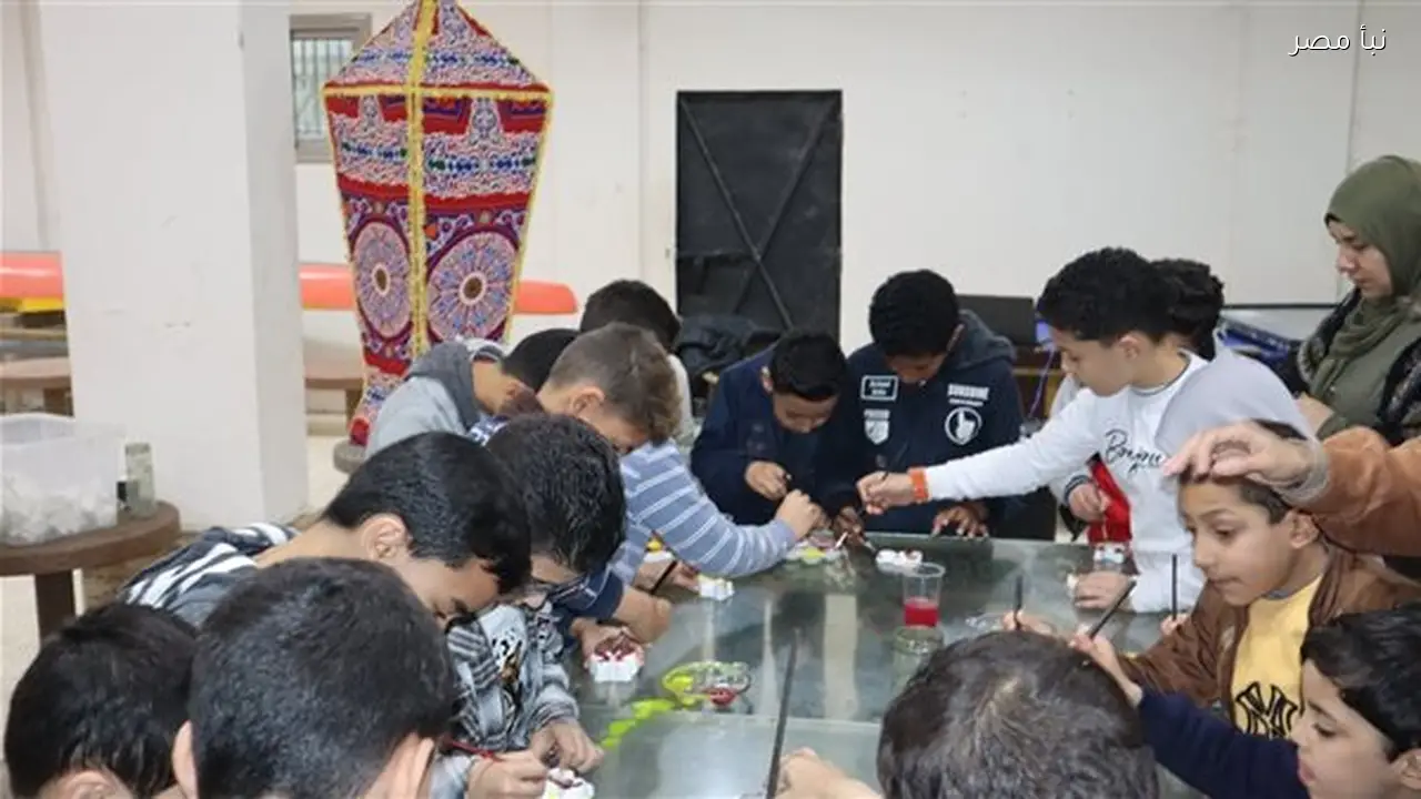 المكتبة العامة المتنقلة تقدم أنشطة ثقافية وفنية للأطفال في إدكو