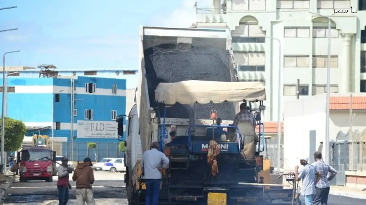 بدء أعمال ترميم طبقة الأسفلت لمساكن منخفض الجامعة في بورفؤاد
