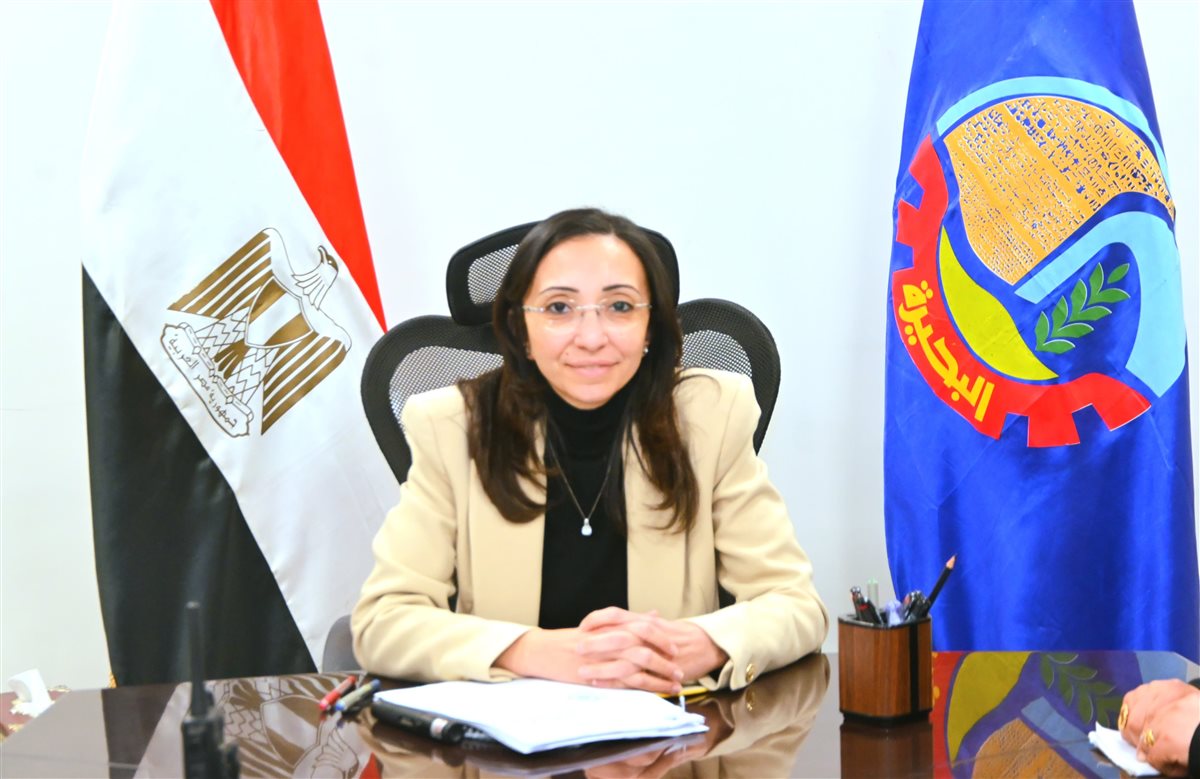 الدكتورة جاكلين عازر محافظ البحيرة 