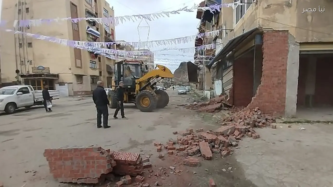 رئيس زهور بورسعيد يؤكد إزالة فورية لمخالفة بناء وتحويل وحدة سكنية إلى محلات