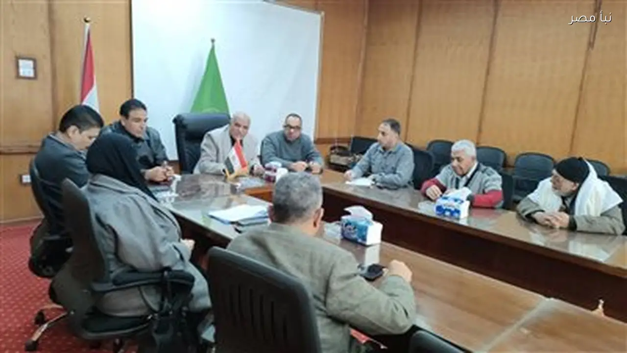 غرفة الإسماعيلية التجارية تناقش سبل إعادة تشغيل مجمع المخابز