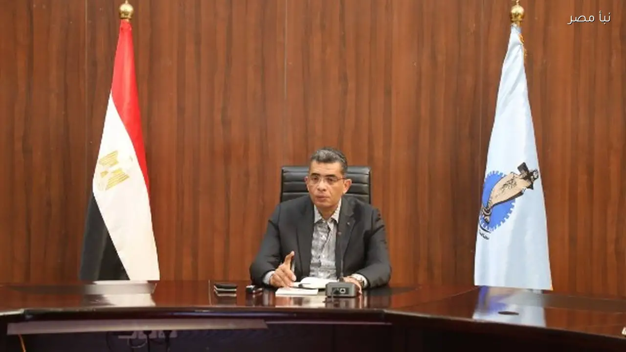 محافظ البحر الأحمر يناقش خطوات التصالح على مخالفات البناء خلال اجتماع موسع