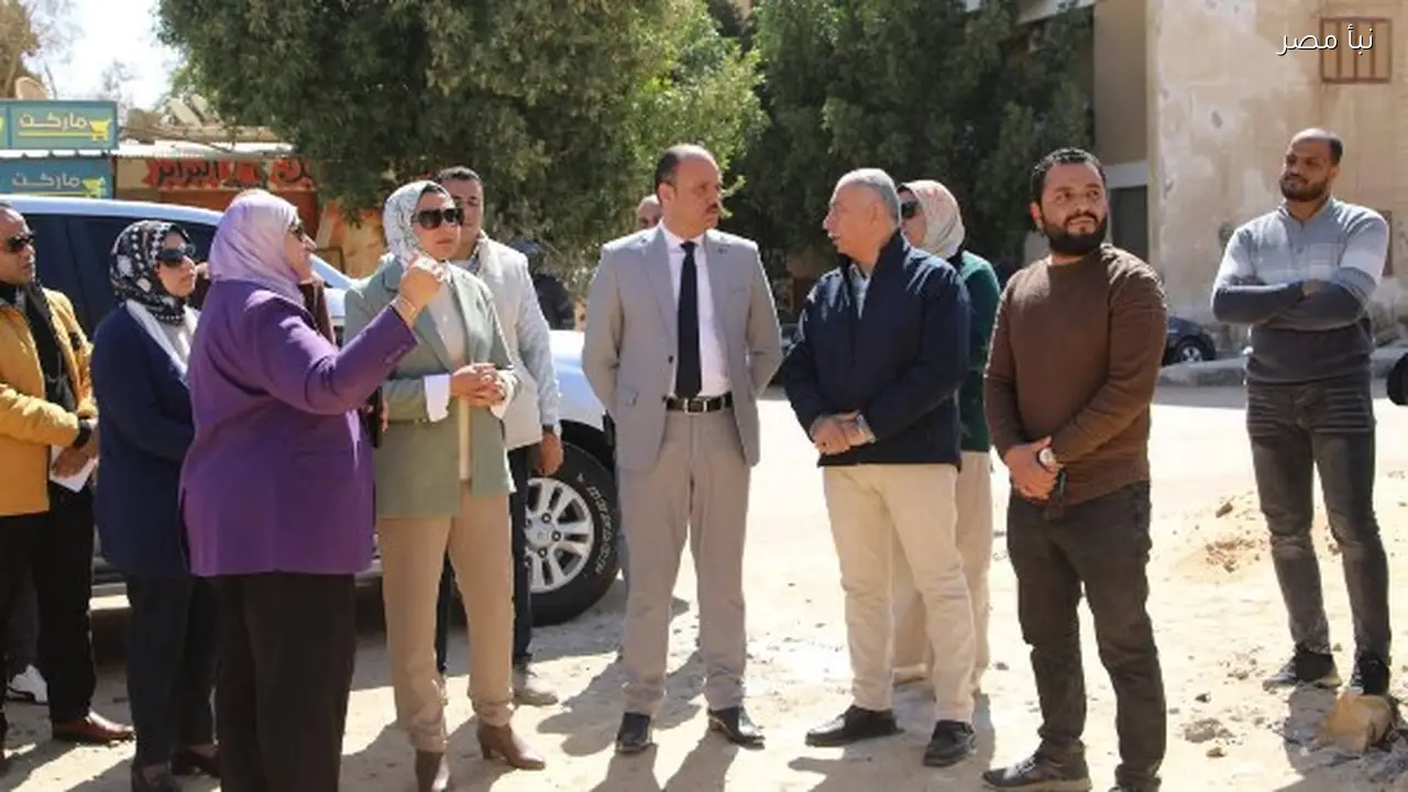 محافظ الوادي الجديد تتابع سير العمل في إنشاء مدرسة المتفوقين STEM بمدينة الخارجة