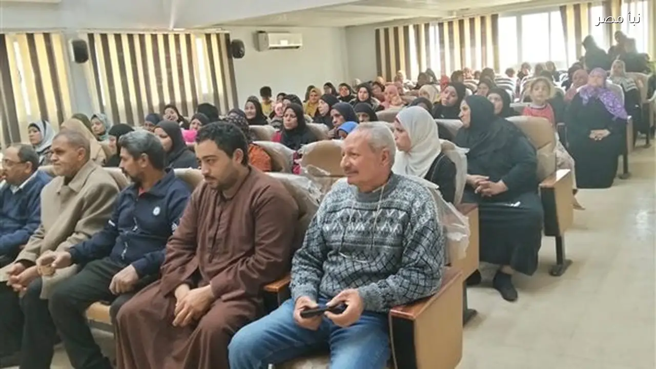وحدة السكان تختتم مبادرة وحشتنا أخلاقنا لتعزيز الوعي المجتمعي في مراكز أسيوط
