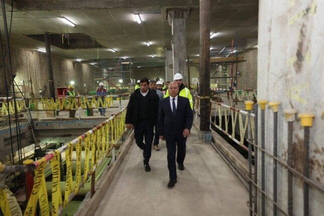 وزير النقل يتفقد محطة الملك الصالح بالخط الرابع للمترو لمتابعة معدلات تنفيذ المشروع وزير النقل يتفقد محطة الملك الصالح بالخط الرابع للمترو لمتابعة معدلات تنفيذ المشروع